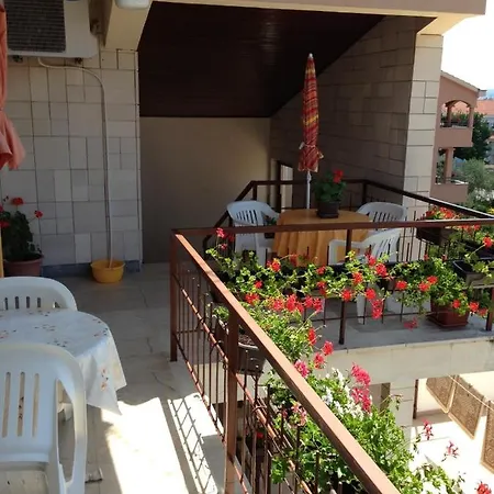 In With Balcony, Air Conditioning, Wifi 5188-6