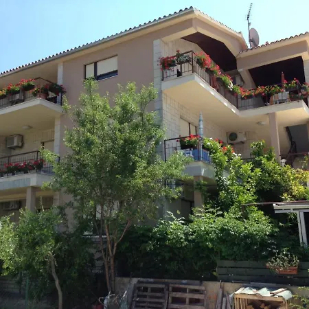 Casa de hóspedes In With Balcony, Air Conditioning, Wifi 5188-6