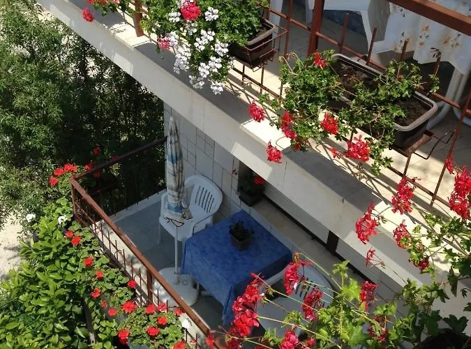 In With Balcony, Air Conditioning, Wifi 5188-6