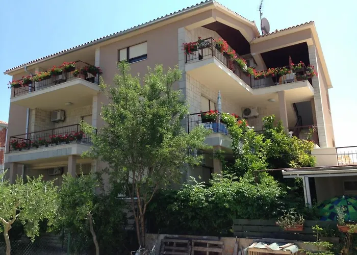 Penzion In With Balcony, Air Conditioning, Wifi 5188-6